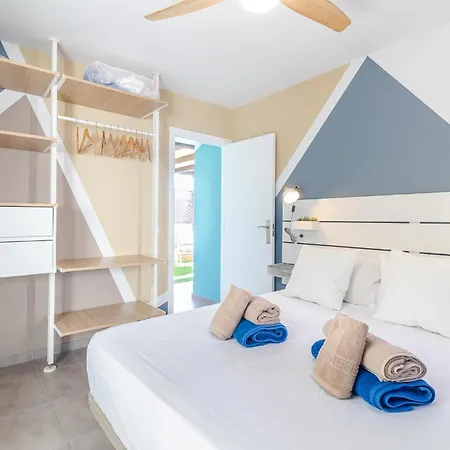Flatguest Cotillomar Lagos Apartment